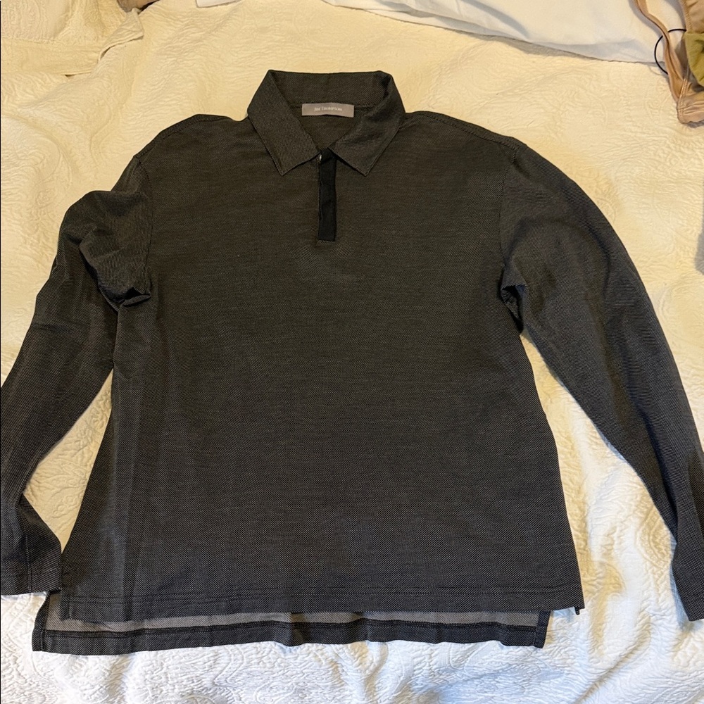 Men's Jim Thompson Black and beige 100% fine cotton with silk trim.  Worn twice.